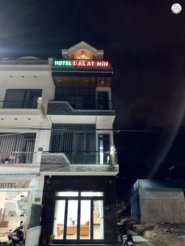 Bán khách sạn tại Phạm Hồng Thái Đà Lạt 90m2 9 phòng
