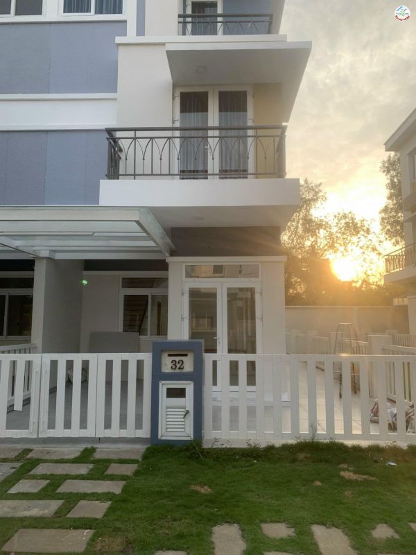 📣 Nhà cho thuê Rosita Khang Điền - DT 100m2 - 3 tầng - 14tr.tháng