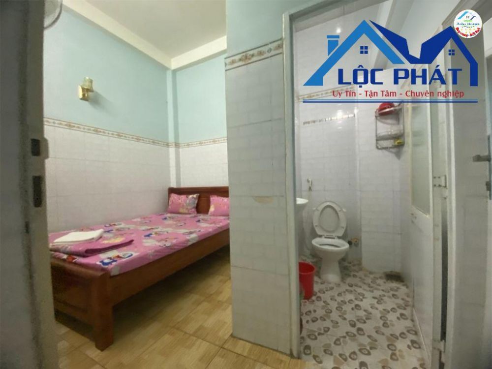 Bán nhà nghỉ 12 phòng, TP Biên Hòa Đồng Nai giá 4 tỷ
