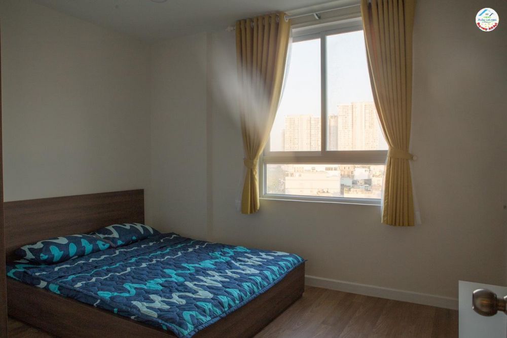 Bán rẻ căn hộ cao cấp 2 phòng ngủ 60m2 full nội thất Grand Riverside TP.HCM