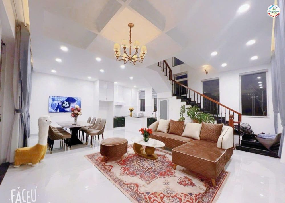 Cần Bán Villa View Nhà Lồng Cực Chill Đường Trịnh Hoài Đức, Đà Lạt