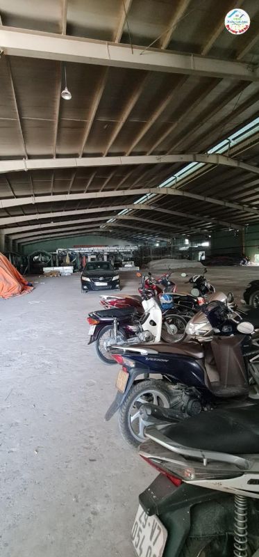 Cho thuê kho xưởng tại Làng Khoai, Hưng Yên. Diện tích 2200m2 khung Zamil kiên có xe container