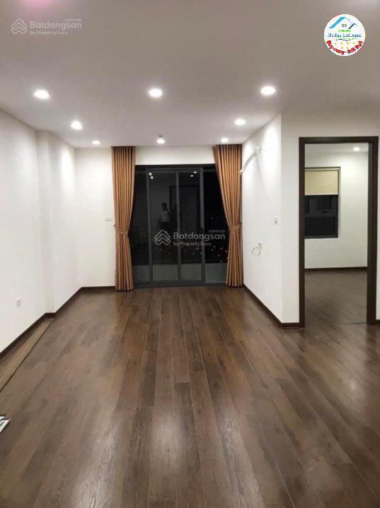 Cho thuê nhà ngõ ô tô phố Bà Triệu, Hà Đông 5 tầng, 60m2, 6 ngủ, 15 Triệu - ở GĐ, nhóm.