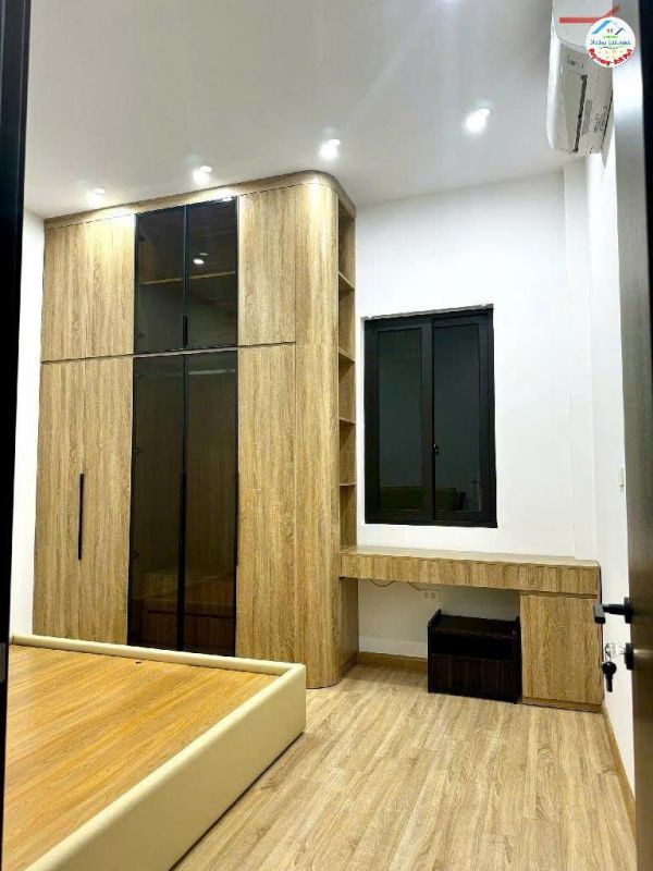 Nhà Đẹp Ngô Gia Tự – căn nhà 43M², Giá 4.X Tỷ, Ô Tô Đỗ Trước Cửa Ngày Đêm